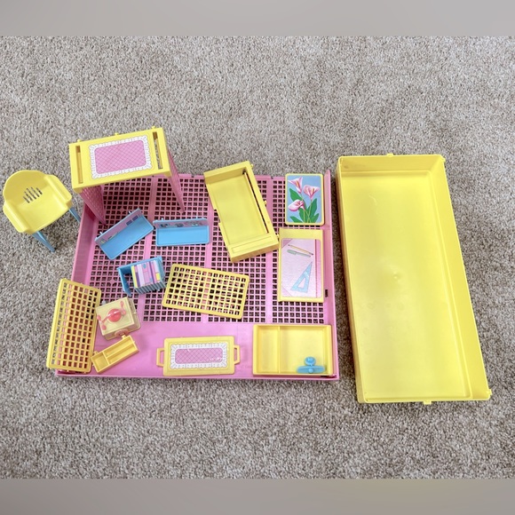 Vintage Barbie Dollhouse Furniture and Accessories - Picture 2 of 8